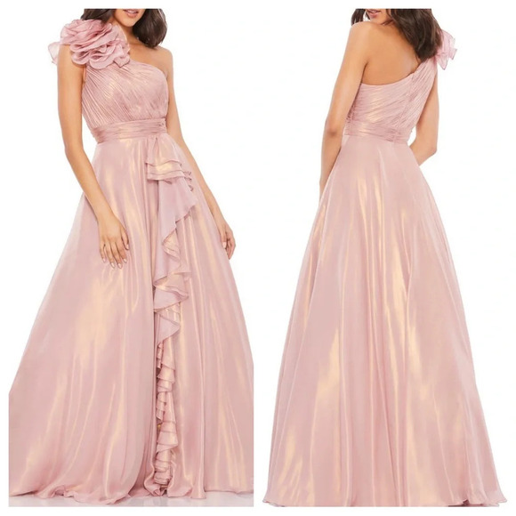 New! MacDuggal 49252 One-Shoulder Rosette Iridescent Ballgown dress nbnn